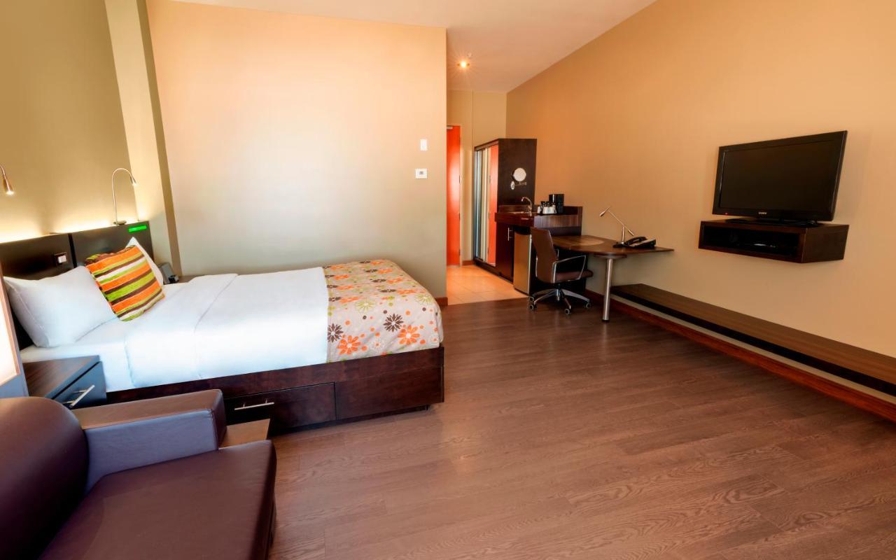 Hotel Must Quebec City Room photo